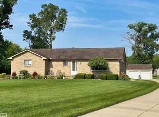 5376 County Line Rd, Lenox, MI 48048