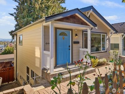 4446 39th Avenue SW, Seattle, WA, 98116