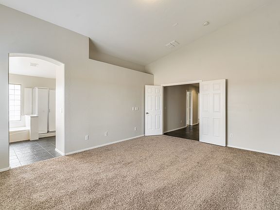 4th image of 1501 S 157th Dr