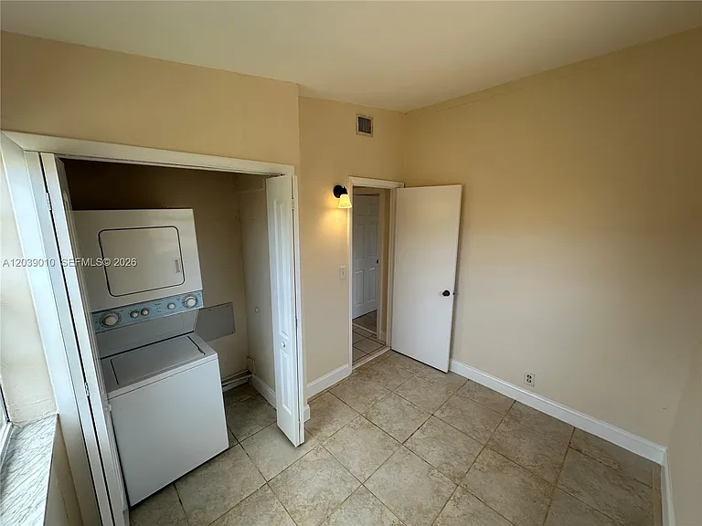 4410 SW 39th St — Photo 22