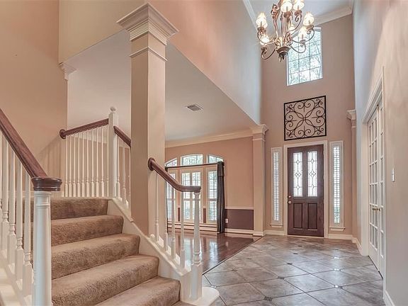 4th image of 5203 Summerhill Manor Ln