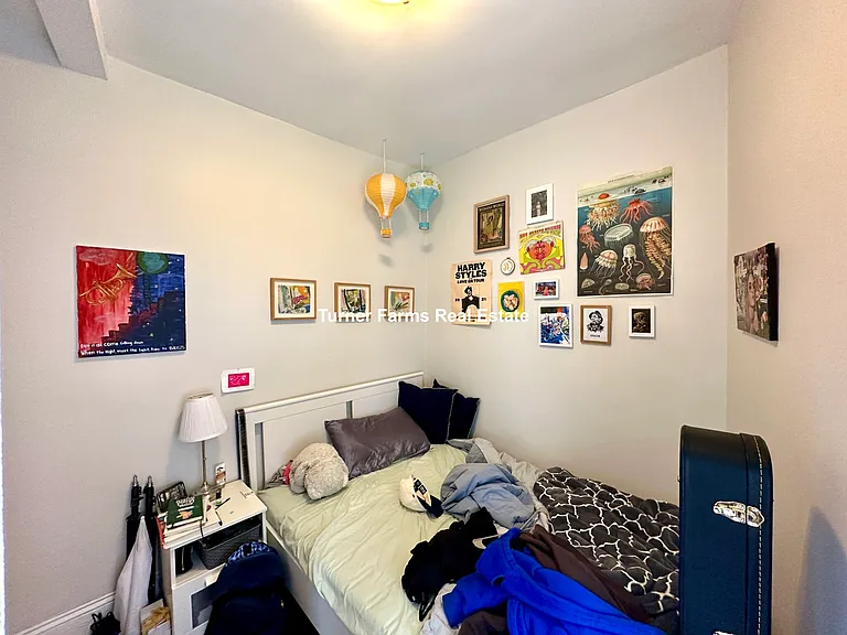 110 Willow St #2B — Photo 2