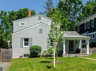 1117 N Sycamore St, Arlington, VA 22205