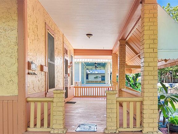 4th image of 2719 N Jefferson St