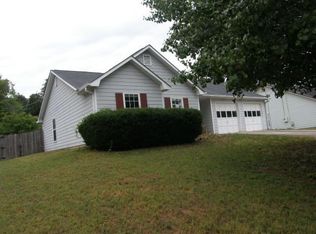 5827 Meadow Ln, Rex, GA 30273