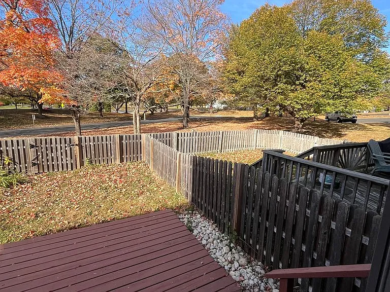 172 Windham Ct — Photo 26
