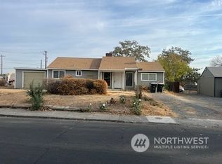130 W Loop Dr, Moses Lake, WA 98837
