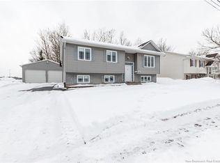 86 Shannon Dr, Moncton, NB E1G4X6