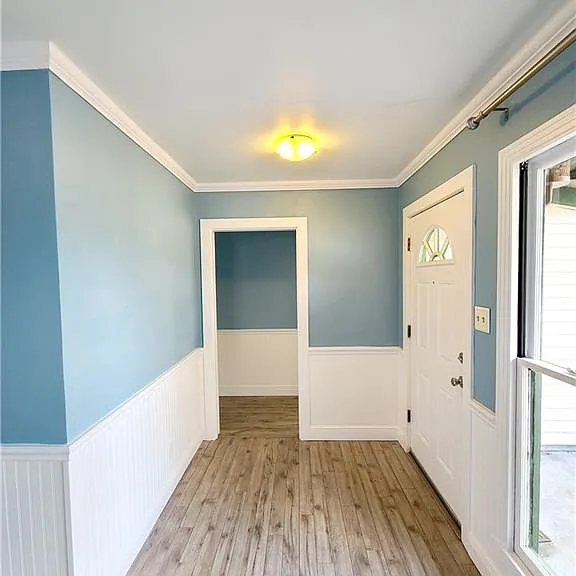5710 Hinman Dr — Photo 7