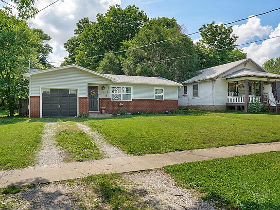 2nd image of 1105 N Prospect Avenue