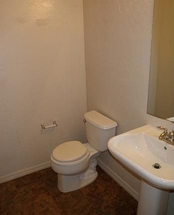 5th image of 4437 Galapagos Ave