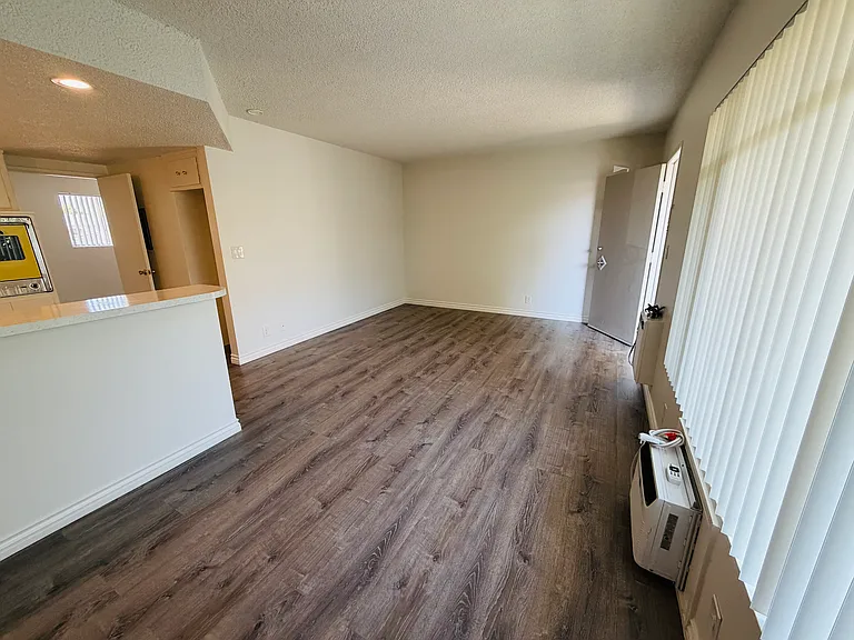 7014 Seville Ave #F — Photo 6