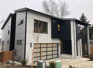 5841 110th Ave SE, Bellevue, WA 98006