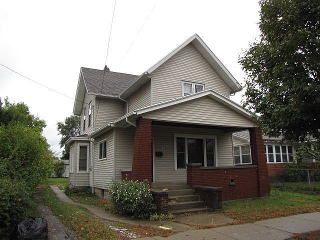 1st image of 706 4th St NW