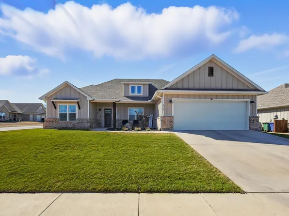 315 Wilson St, Whitesboro, TX 76273