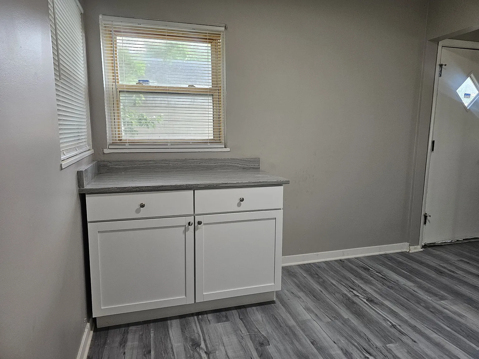 1062 Brentnell Ave., Columbus, OH 43219 - 1 — Photo 4