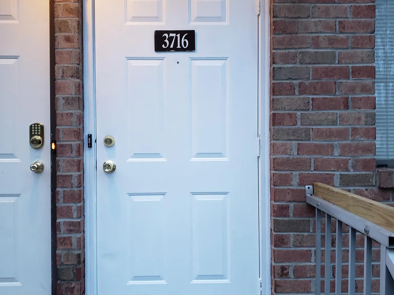3716 Birchwood Ct — Photo 2