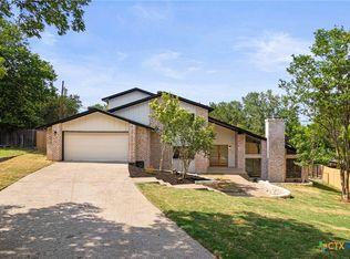 910 Cliffside Dr, Harker Heights, TX 76548
