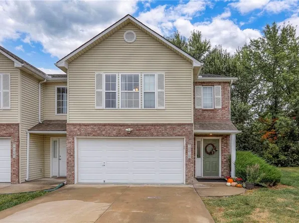 1618 NW Samantha Ct, Blue Springs, MO 64015