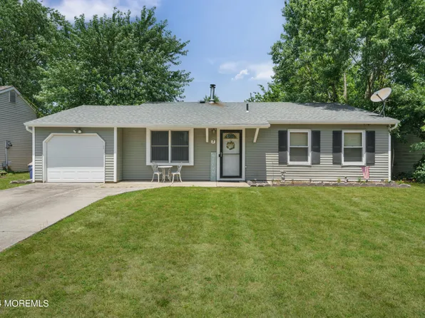7 Nautilus Avenue, Barnegat, NJ 08005