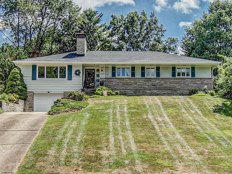 1st image of 1409 Crescent Dr