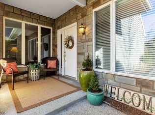 296 Barnstable Dr, Wyckoff, NJ 07481