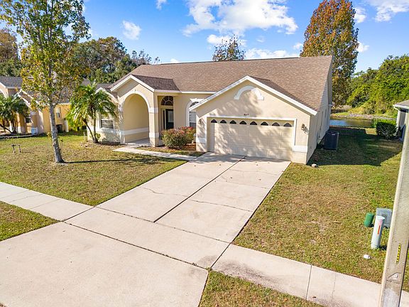 4th image of 4649 Huron Bay Cir