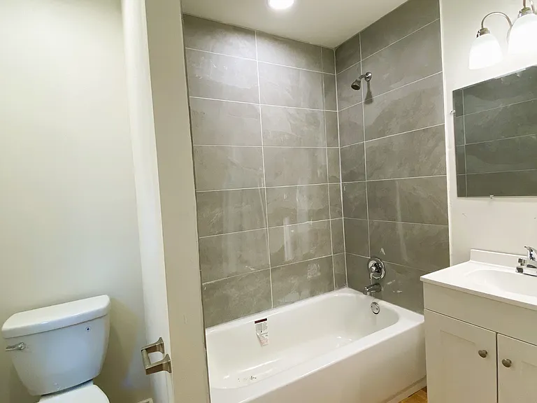 201 Harmons Way #B — Photo 31