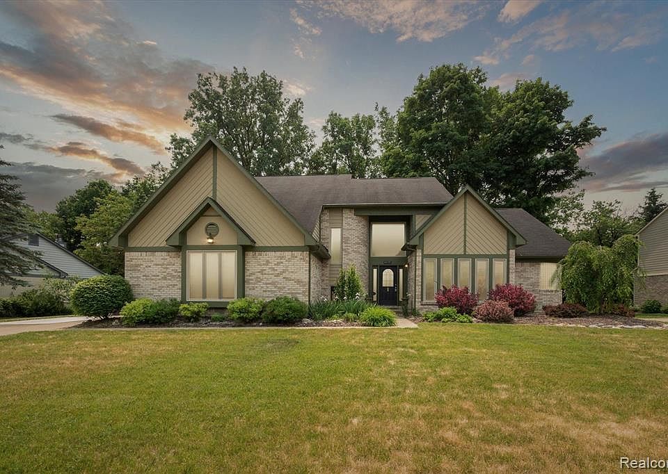 47171 Labana Dr, Canton, MI 48187 Zillow