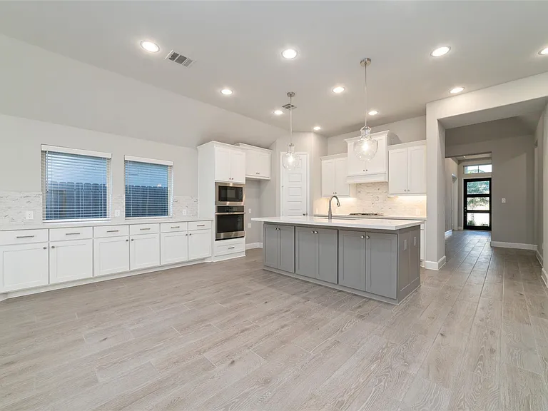 31215 Crescent Hill Dr — Photo 22