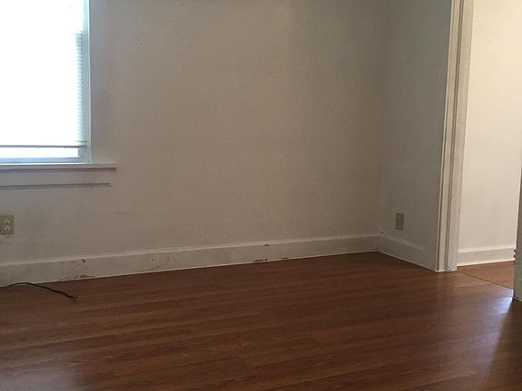 4th image of 1206 E Ocean View Ave APT 1