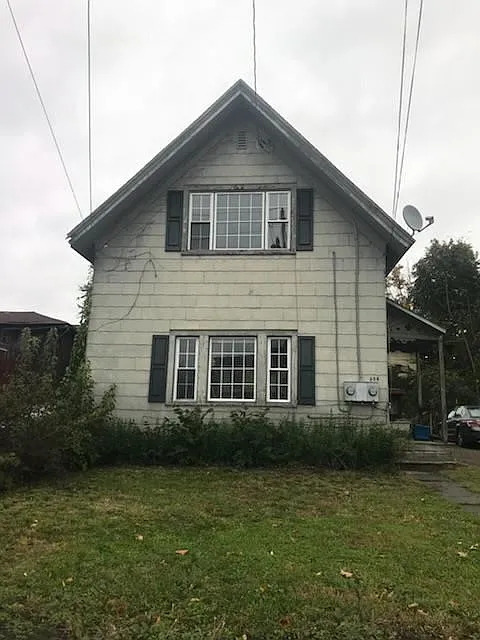 358 College Ave photo 1