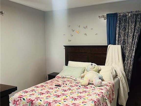 3rd image of 194 Francis Ave #2