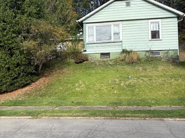 868 Colbert Ave, Oil City, PA 16301