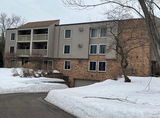 4045 Hodgson Rd APT 101, Shoreview, MN 55126
