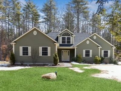 8 Kelsey Drive, Fremont, NH, 03044
