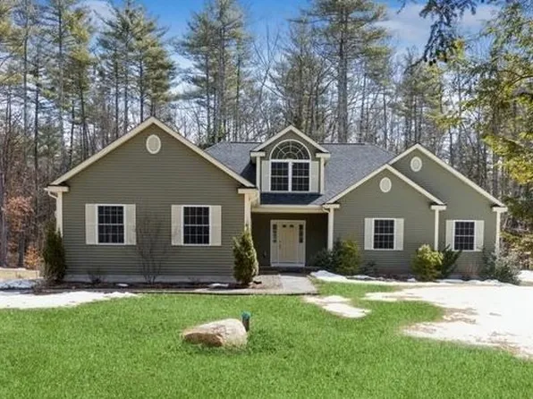 8 Kelsey Drive, Fremont, NH 03044