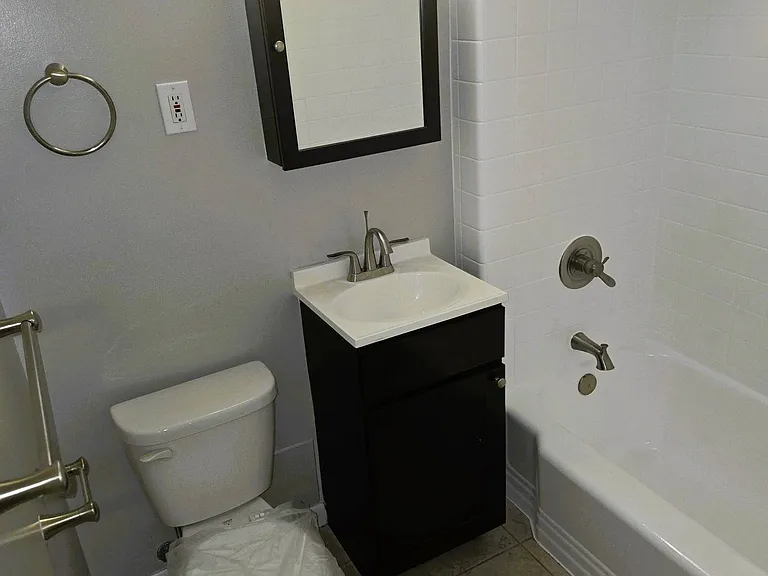 Connecticut Park Apartments — Photo 49