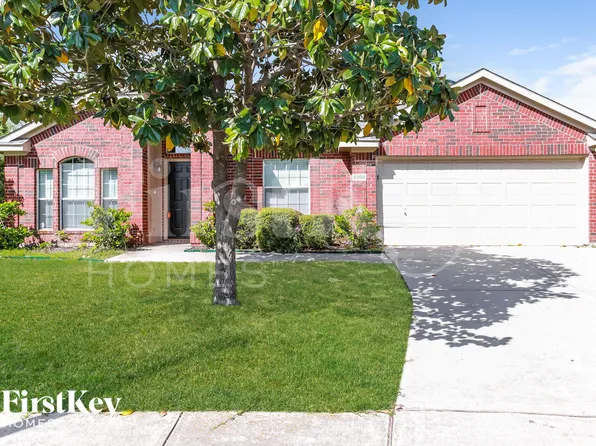 6908 Edgefield Dr, Denton, TX 76210