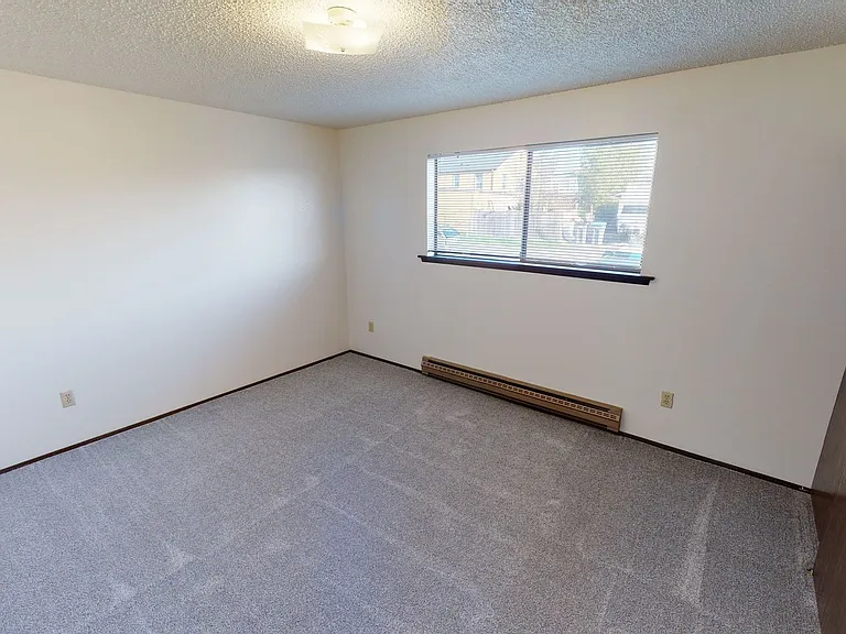 1010 Perry Ave #203 — Photo 2