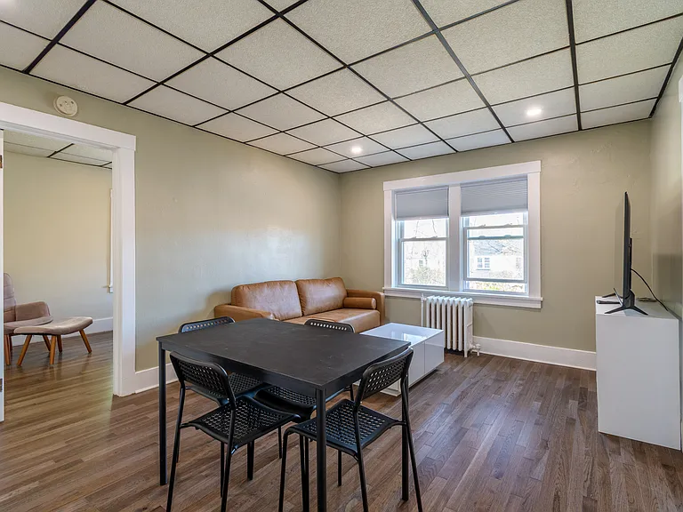 2 Irvington Rd #8 — Photo 12