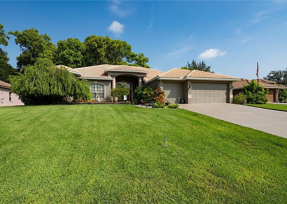 1st image of 12703 Oak Hollow Ct