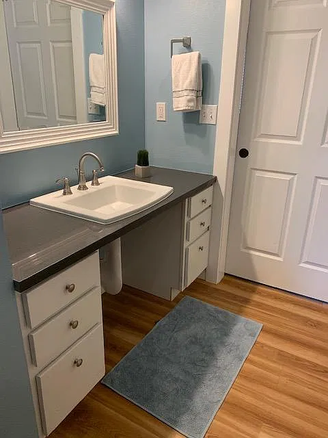 Studio, 800 sqft, $1,800 — Photo 3