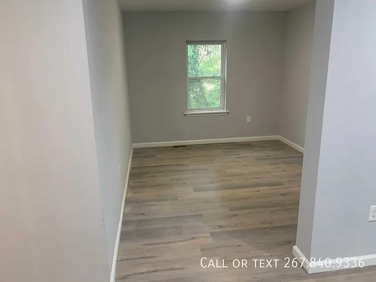 4 Columbia Ave #1DOWN — Photo 8