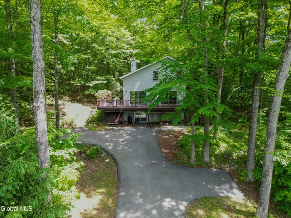 601 N Shore Peck Lake Road, Gloversville, NY 12078