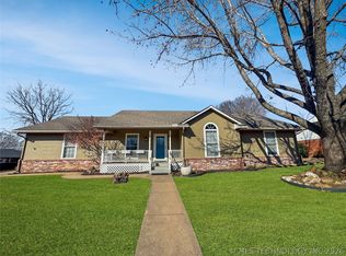 601 Quail Ridge Dr, Tahlequah, OK 74464