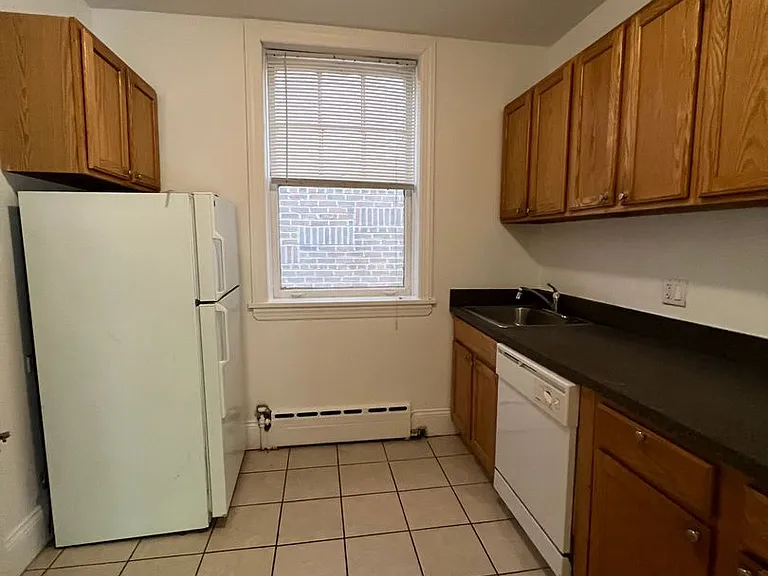 1509 Hinman Ave — Photo 16