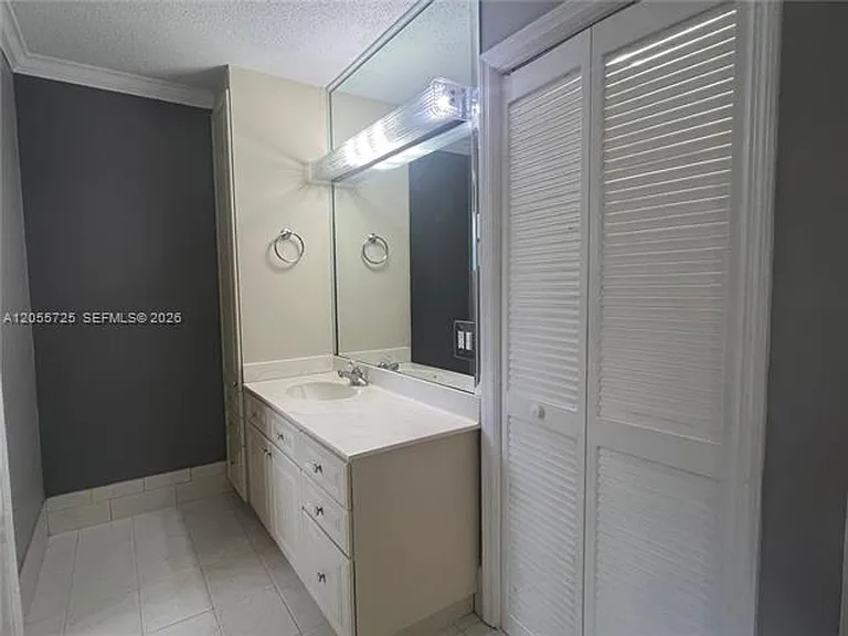 14131 SW 146th Ter #14131 — Photo 17