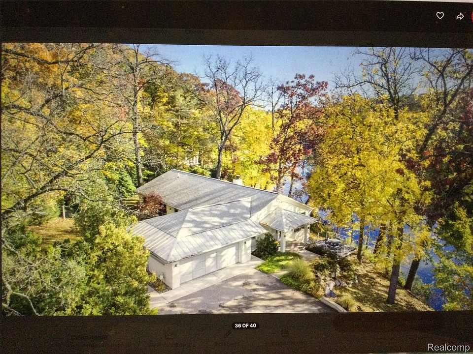 1st image of 2510 Thornapple River Dr SE