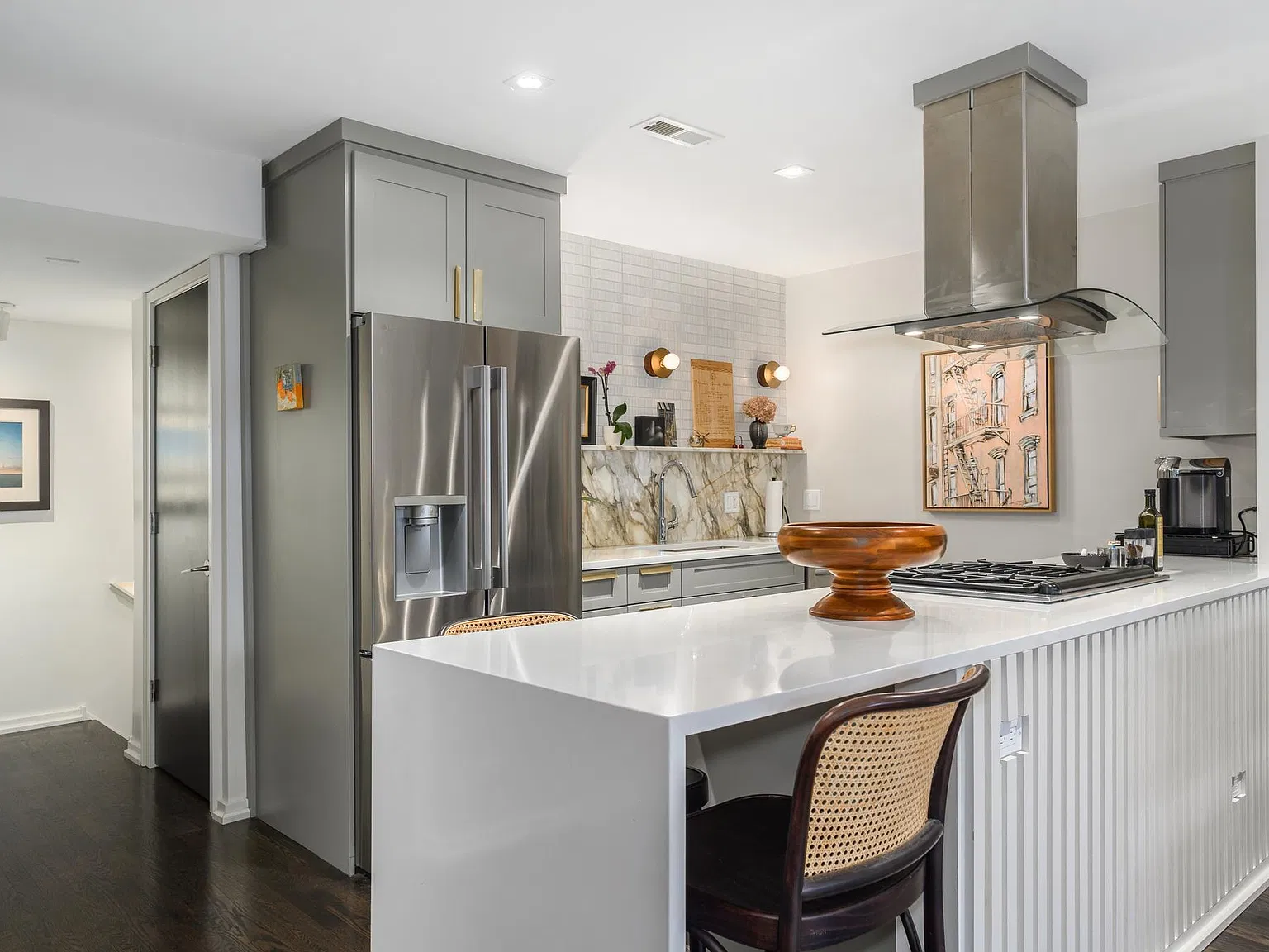 2 bed, 2.5 bath, 1500 sqft, $7,000 — Photo 1